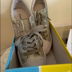 Silver sneakers. Ladies Pierre Dumas sneakers